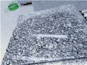 Spray White Granite Polished Slabs Natural Stone