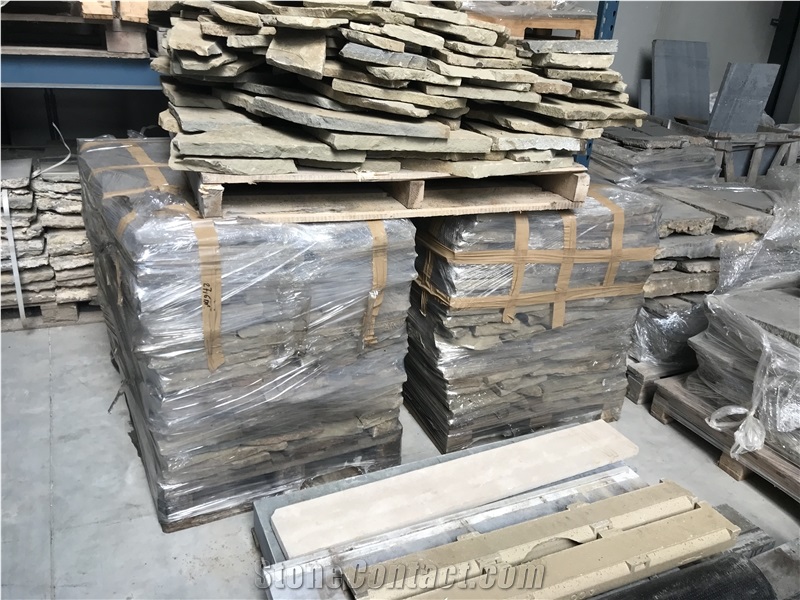 Grey Gneiss Flagstone