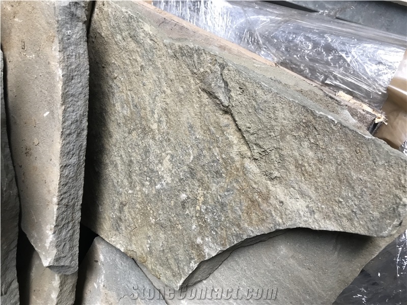 Grey Gneiss Flagstone