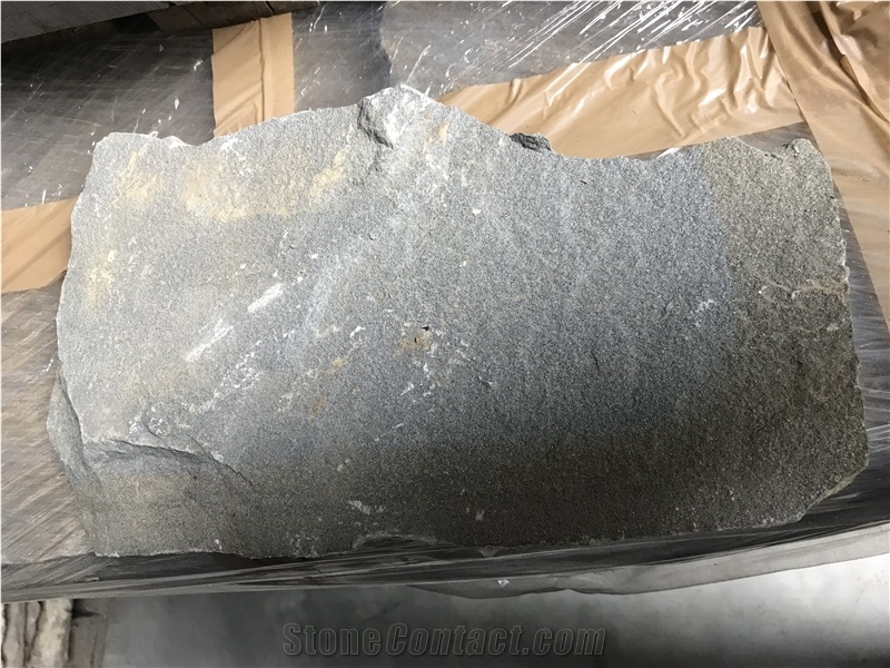 Grey Gneiss Flagstone