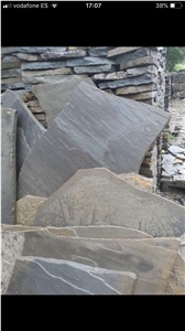 Grey Gneiss Flagstone