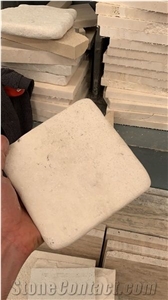 Tumbled Travertine Backsplash Mosaic Pattern Split