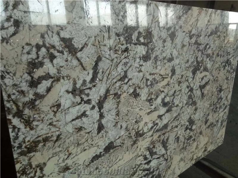 Brazil Yellow Jute Granite Versailles Pattern
