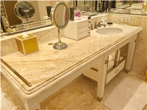 Golden Spider Marble Wunn Palace Macao Vainty Top