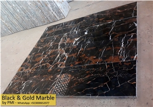 Michelangelos Marble from Pakistan
