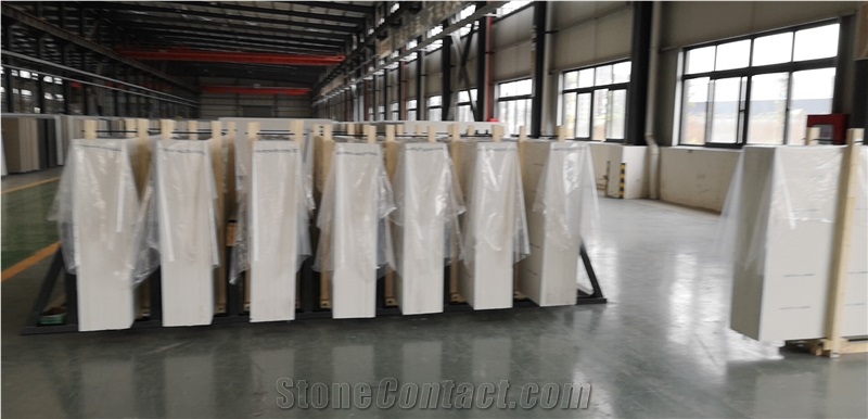 Engineered Stone Calacatta Quartz Stone Slabs