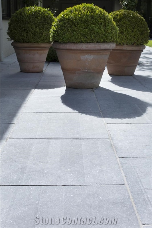 Pierre Bleue Belge Pavers