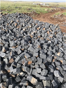 Ergani Basalt Cube Stone, Coble Stone