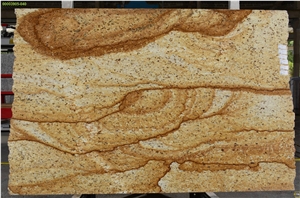 Verniz Tropical Granite Slabs