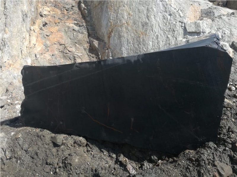 Himalayan Black Granite Blocks