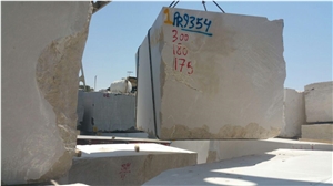 Paradise Cream Marble Blocks Paradise Cream Marble Blocks