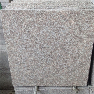 High Quality Chinese G687 Granite Flamed Tiles