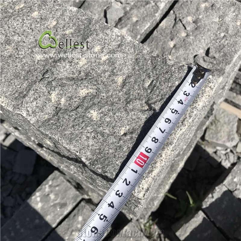 G654 Sesame Black Granite Kerbstone Rough Picked