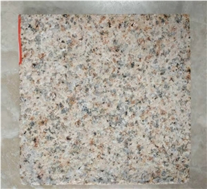 China G682 Rusty Yellow Gold Granite Slabs Tiles