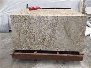China Lutois Golden Granite Tiles Slabs Wall Floor