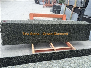 Green Diamond Grinite Tileds Slabs Wall Covering