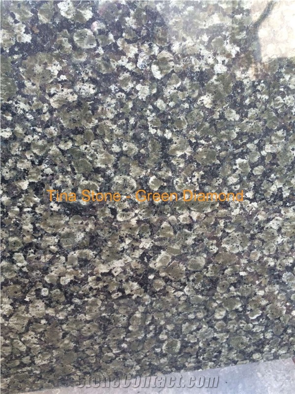 Green Diamond Grinite Tileds Slabs Wall Covering