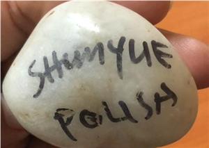 White Beige River Stone Pebble Ordinary Polished White Beige River Stone Pebble Ordinary Polished