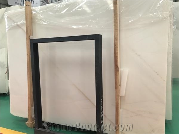 Polished Golden Vein White Onyx Translusen Slabs