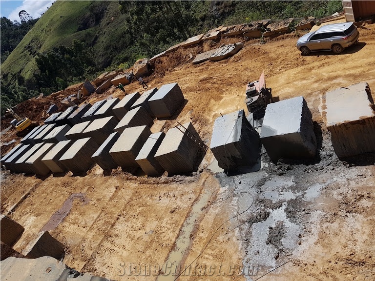 Blackout Granite Blocks