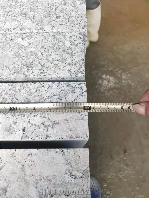 Grey Granite Kerbbstones Flamed