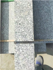 Grey Granite Kerbbstones Flamed