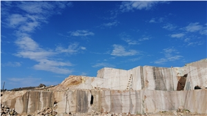 Rosso Karpato Marble Block