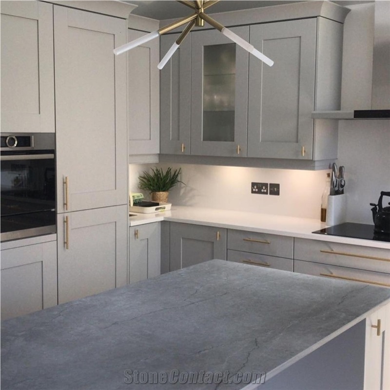 Silestone Tops Upstands with Integrity Sink