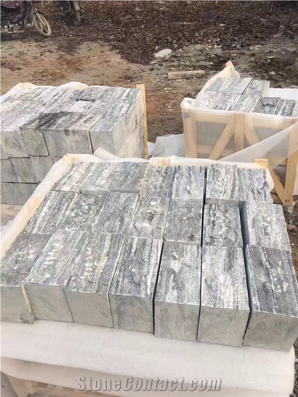 G302 Cube Stone Grey Cobble Stone