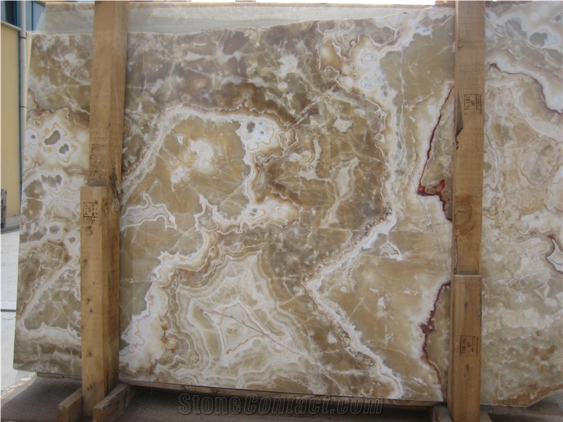 Honey Onyx Tiles & Slabs