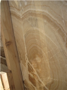 Honey Onyx Tiles & Slabs