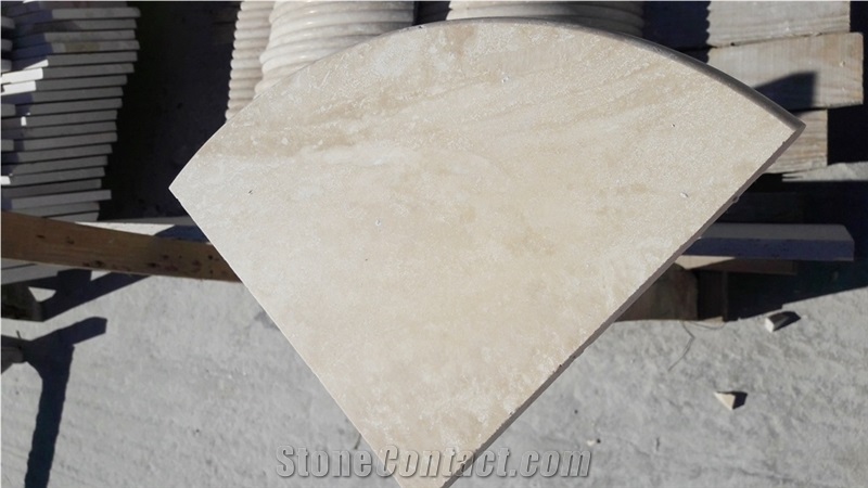 Light Travertine Corner