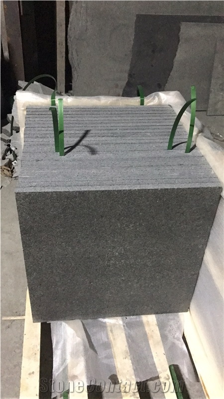 China New G684 Black Basalt Flamed Floor Tiles