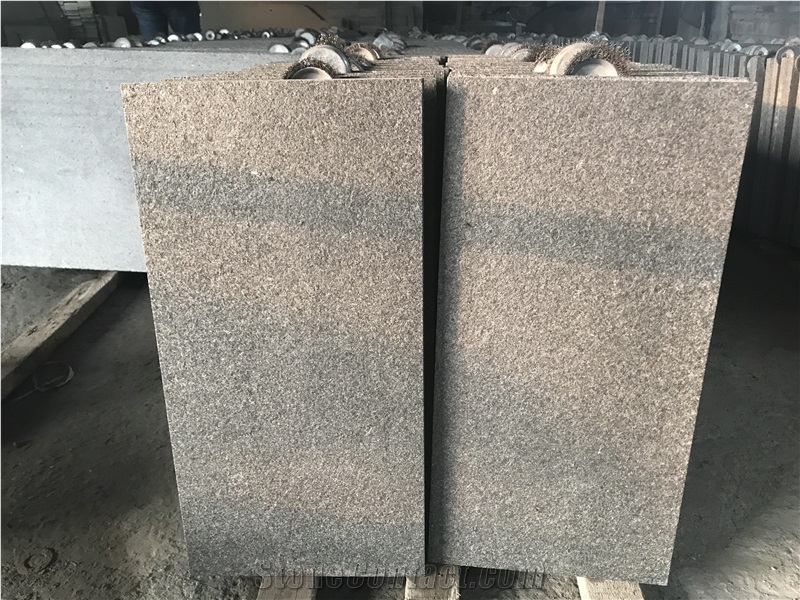 China New G684 Black Basalt Flamed Floor Tiles