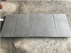 China New G684 Black Basalt Flamed Floor Tiles