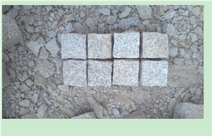 Yellow Rustic Granite Cube Paving Cobble Stone