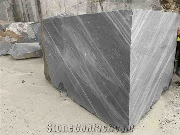 Avaible Blocks Grey Carrara from Our Quarry Loranoii