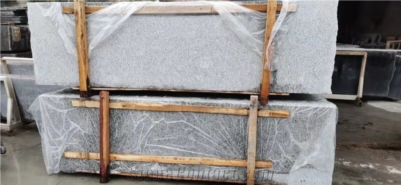 G439 Granite, Big Flower Granite Slabs
