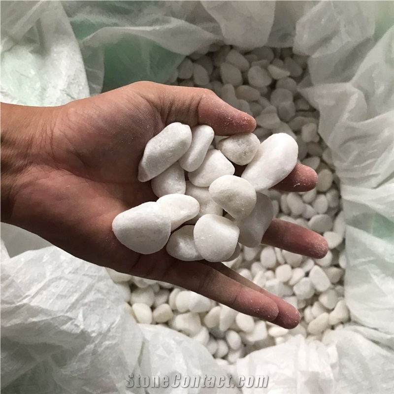 White Color Pebble Stone Landscaping Stone