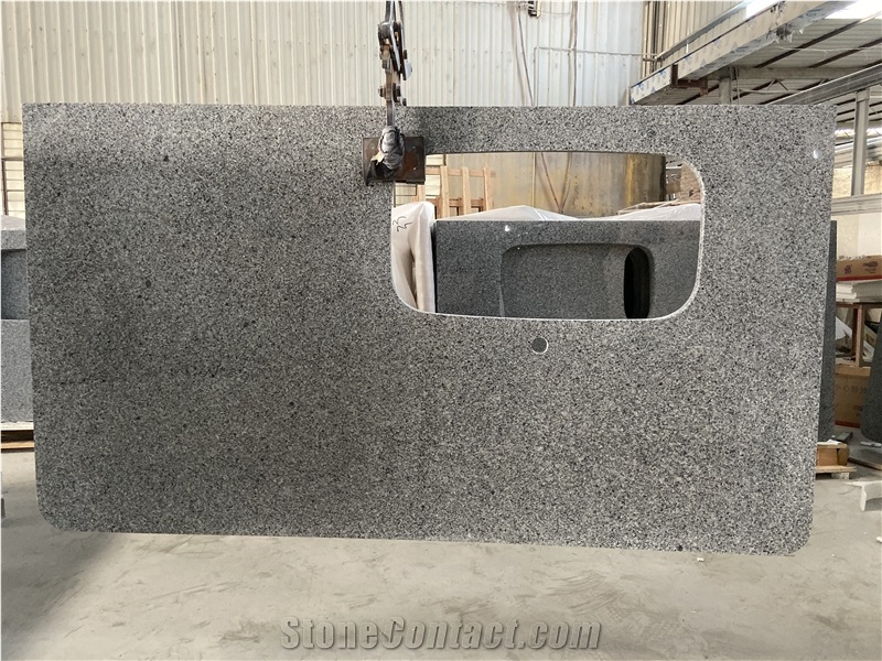 Salt and Pepper Granite Kitchen Countertops
