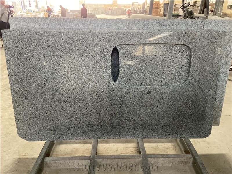 Salt and Pepper Granite Kitchen Countertops