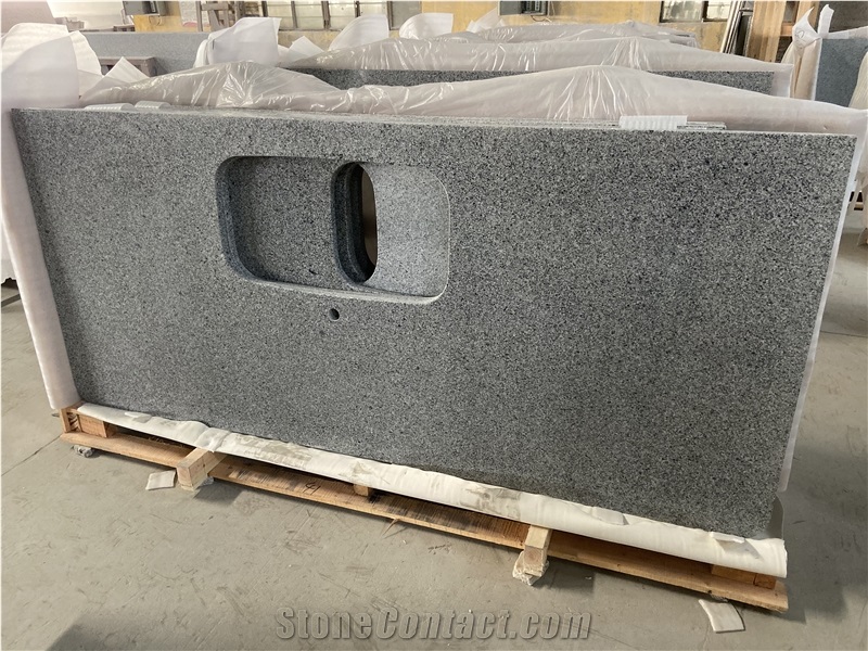 Salt and Pepper Granite Kitchen Countertops