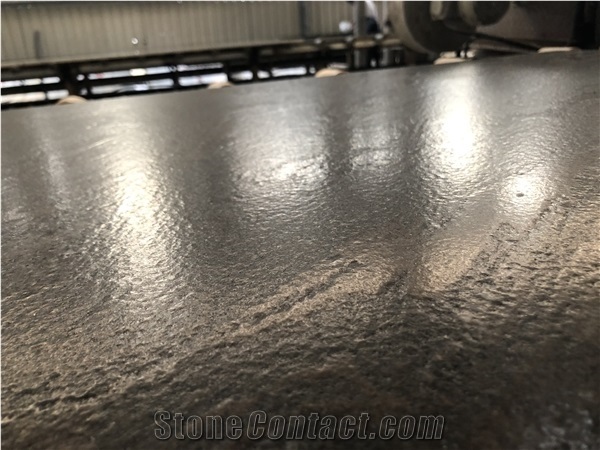 China High Quality Brown Galaxy Granite Tile&Slab