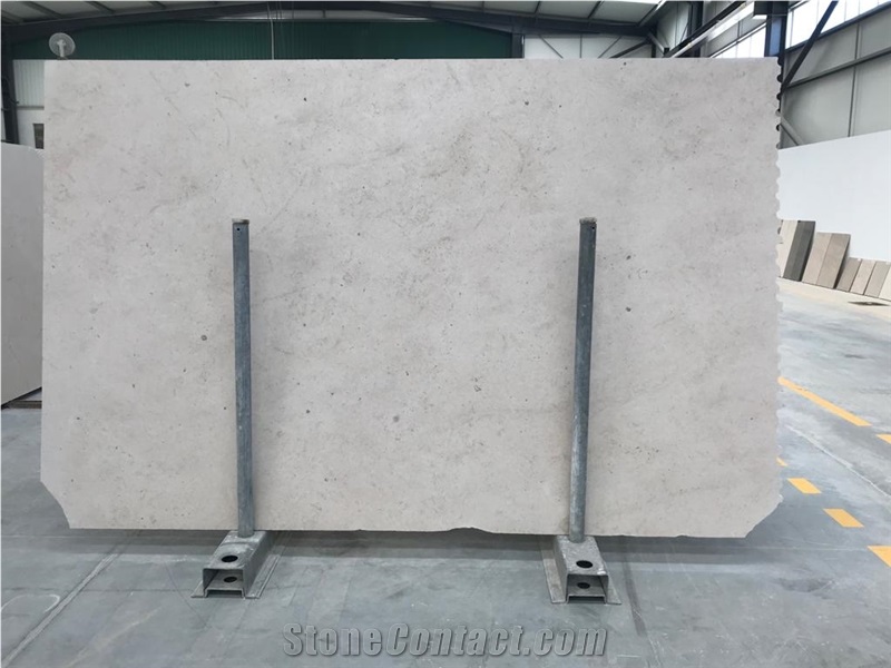 Moleanos White Fine Grain Limestone Slabs