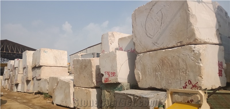 Suntippi Beige Marble Blocks Beige Marble Boulders