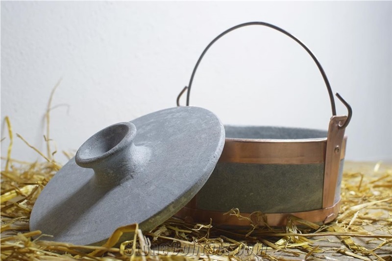 Soapstone Pot - Copper Bound