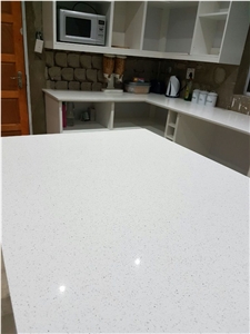 Quartz Kitchen Countertops