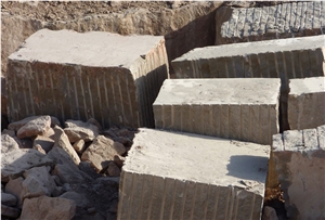 Marron Pirineus-Brown Pyrenees Sandstone Blocks