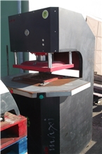 Stone Cobble Splitting Machine Puzzle Maxi