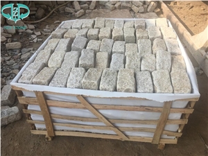 G682 Sunset Yellow Rusty Granite Cube